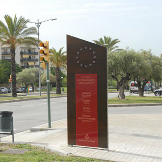 Monòlit de les ciutats agermandes amb Mataró